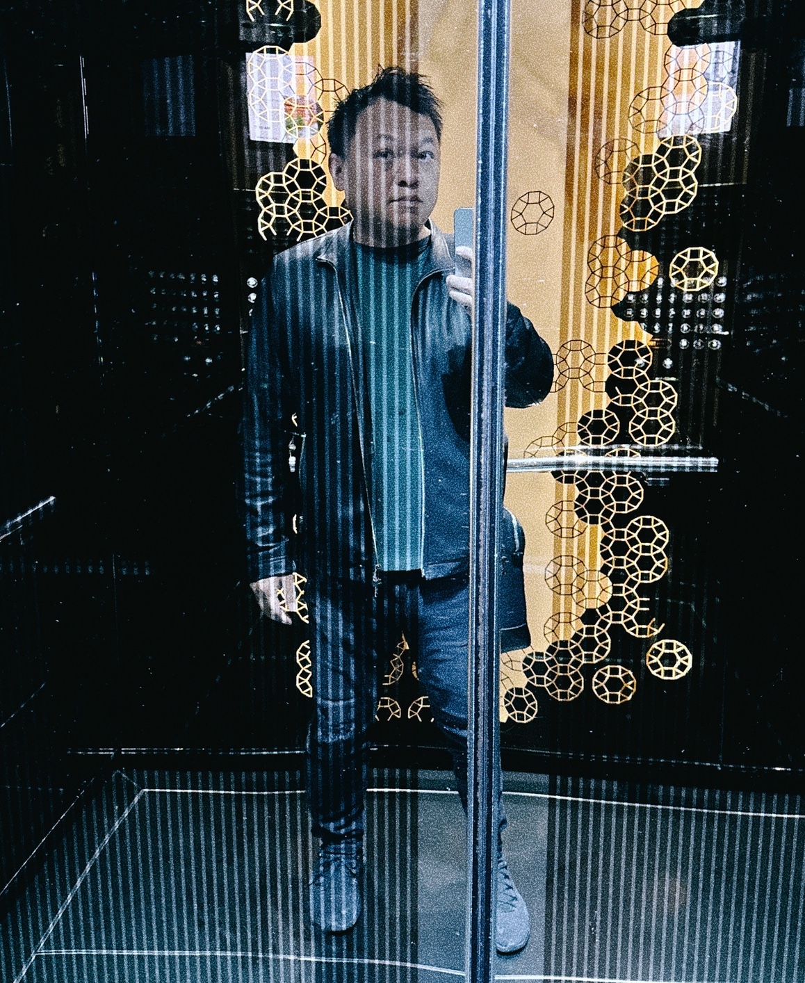 David Hoang portrait photo, current headshot