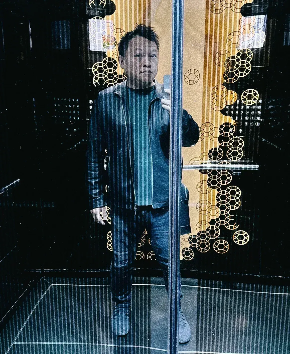 David Hoang portrait photo, current headshot