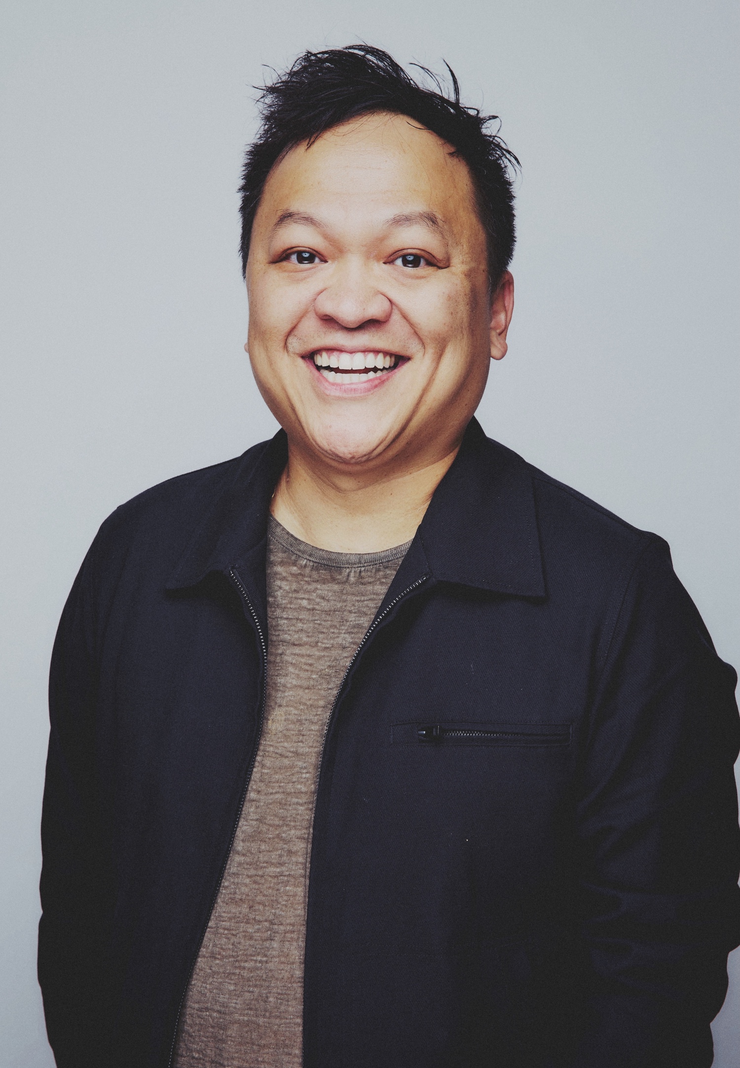 Professional headshot photo of David Hoang